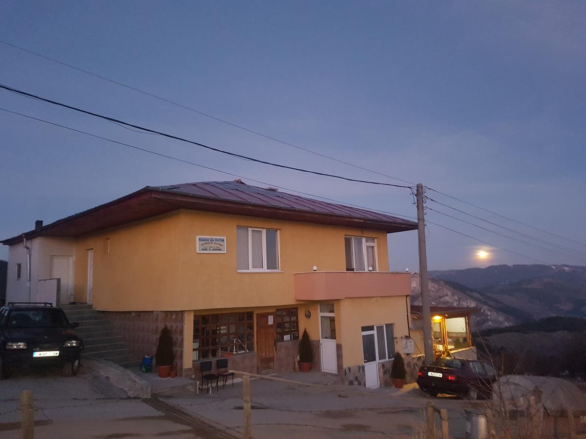Guest House Chala Exteriér fotografie